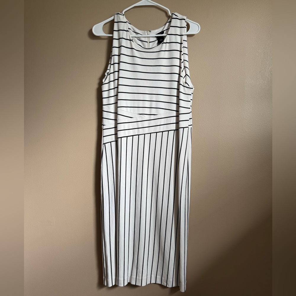 Ann Taylor Factory Black and White Striped Midi Dress Size 14